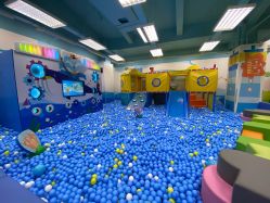 -莫莉幻想儿童乐园(郑州丹尼斯三天地店)