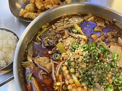 -蓉三少冒烤鸭·四川小吃集(北京首店)