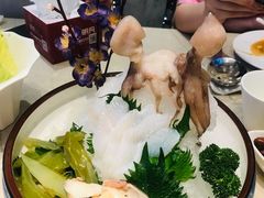 海鲜拼-海上明月海鲜火锅 鲜切牛肉