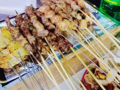 -烤满分·东北烧烤(首经贸店)