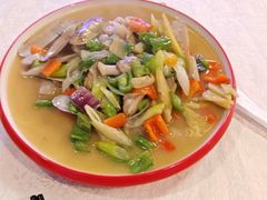 -海盗船. 龙虾烧烤. 酒馆