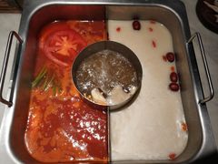 -尚尚仙·酸汤猪手·猪肚鸡火锅(华联万柳购物中心店)