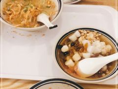 -正南齐北·老街糯米团(洪崖洞店)
