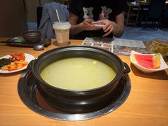 -一朵菌·野生菌探索家火锅(南亚店)
