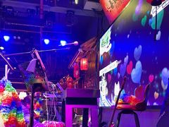 -喜鹊音乐酒馆(西街店)