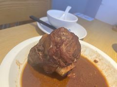招牌酱大骨-关东小磨东北菜(上海长风大悦城店)
