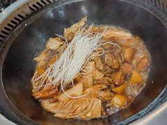 -粘豆包铁锅炖二部(温泉街店)