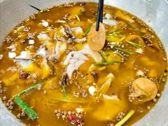 激情椒麻鱼-八张桌子(老店)