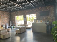 -梦想之巅·青少年篮球·羽毛球·培训中心(西站店)