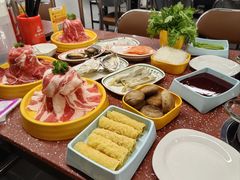 -四囍码头海鲜烧烤自助火锅(外滩南京东路悦荟广场店)