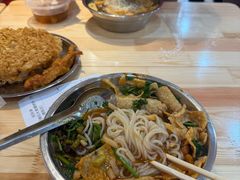 -柳州肥姨妈大骨螺蛳粉(东靖路店)
