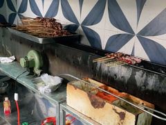 -劳动公园新疆人烤腰子