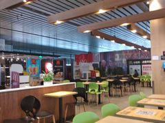 大堂-麦当劳(郑州东高铁站店)