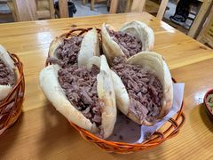 -闫家驴肉火烧(五四店)