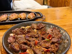 -老东镇啤酒屋海鲜加工·蒸汽海鲜·海鲜烧烤(台东店)