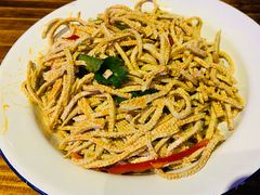 -马路牙子地桌烤肉(工体店)