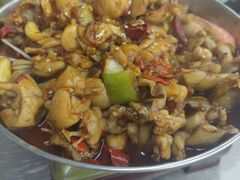 牛蛙爱上虾-小民大排档(光谷店)