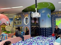 -孩子王(昆山招商花园城店)