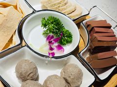 四宝-京韵胡同·酱香羊蝎子火锅涮肉(长寿路店)