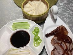 -天下春花园酒店(大东店)