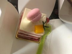 马卡龙樱桃切块-仟吉KenGee(西子花苑店)
