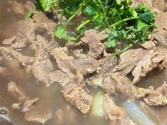 -大众跷脚牛肉馆·非遗传承单位(峨眉山店)