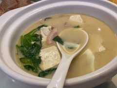 -渝信川菜·川味家常菜(新辰里亚运村店)