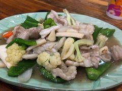 青椒炒天梯-如我美食(达道社区店)