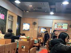 大堂-昱龙大盆牛蛙馆(三兴街总店)