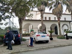 -达安圣芭芭花园-停车场