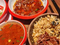 -老闵田螺馆·南昌市井菜·特色小吃(总店)