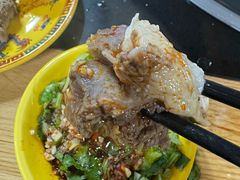 -银同牦牛肉火锅