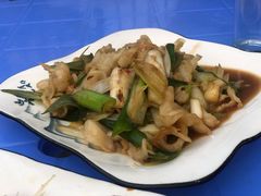 葱爆螺片-富临港·蒸汽海鲜·手抓海鲜·炒菜(栈桥店)