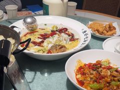 -首秀·四川料理(吾悦广场店)