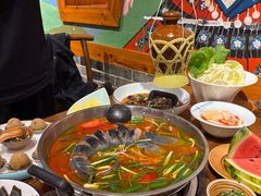-亮欢寨酸汤鱼(沙冲路店)