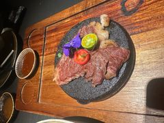 -蟹犇前•帝王蟹雪蟹(陆家嘴店)