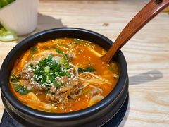 鲜豆腐泡菜汤-松鱼亭·和牛烧肉(协鑫广场店)