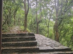 -伍山石窟