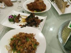 -红高粱大酒店(宁山东路店)