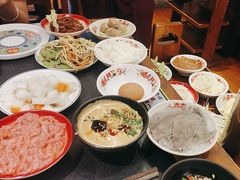 -沸炉重庆老火锅(军事博物馆店)