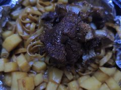 -内蒙焖面大盆骨餐馆(山大路店)
