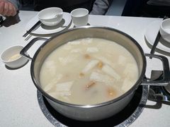 -煲王粤菜餐厅(中侨中心店)