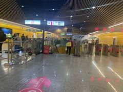 -红土地(地铁站)