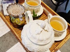 -HUATA 'Holiday Plan 花榻