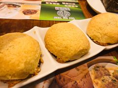 酥皮焗叉烧包-添好运点心专门店(深水埗店)