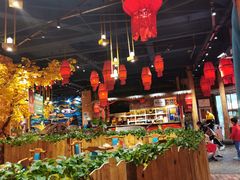 -老滇山寨•云南特色菜•地方菜•民族风情歌舞表演(金碧店)