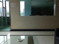 -东豪园林海鲜酒家(南港路辅路店)