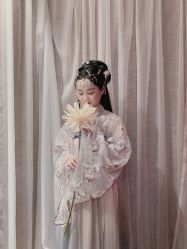 -汉仪华裳汉服馆(打浦桥店)