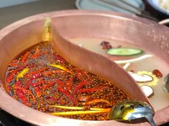-山城鼎重庆老火锅(西安钟楼店)