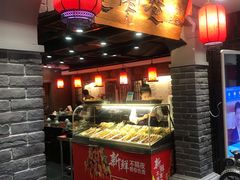 -张氏宽窄巷成都名小吃(茂业百货华强北店)